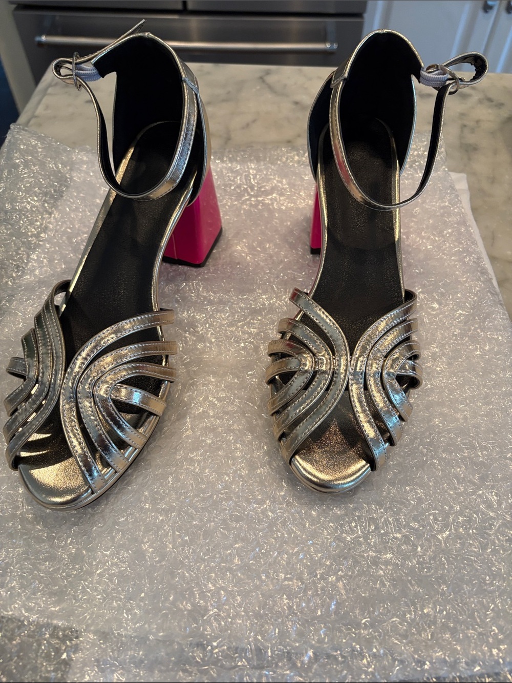 Alice & BenjaminFrances gold  Strappy Block-Heel Sandals with hot Pink Heel